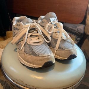 New balance 990s boys